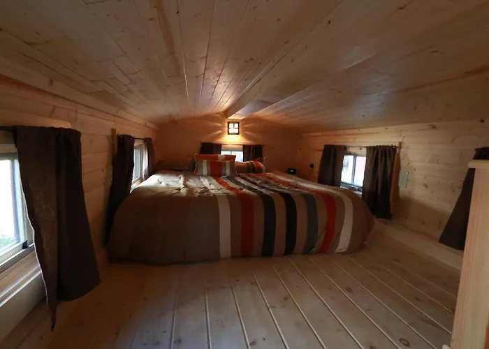 Valley Tiny House 17 *